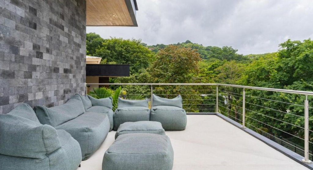 Here & Now Girls Trip — COSTA RICA                                                                                    15 AU 21 JUIN  2026