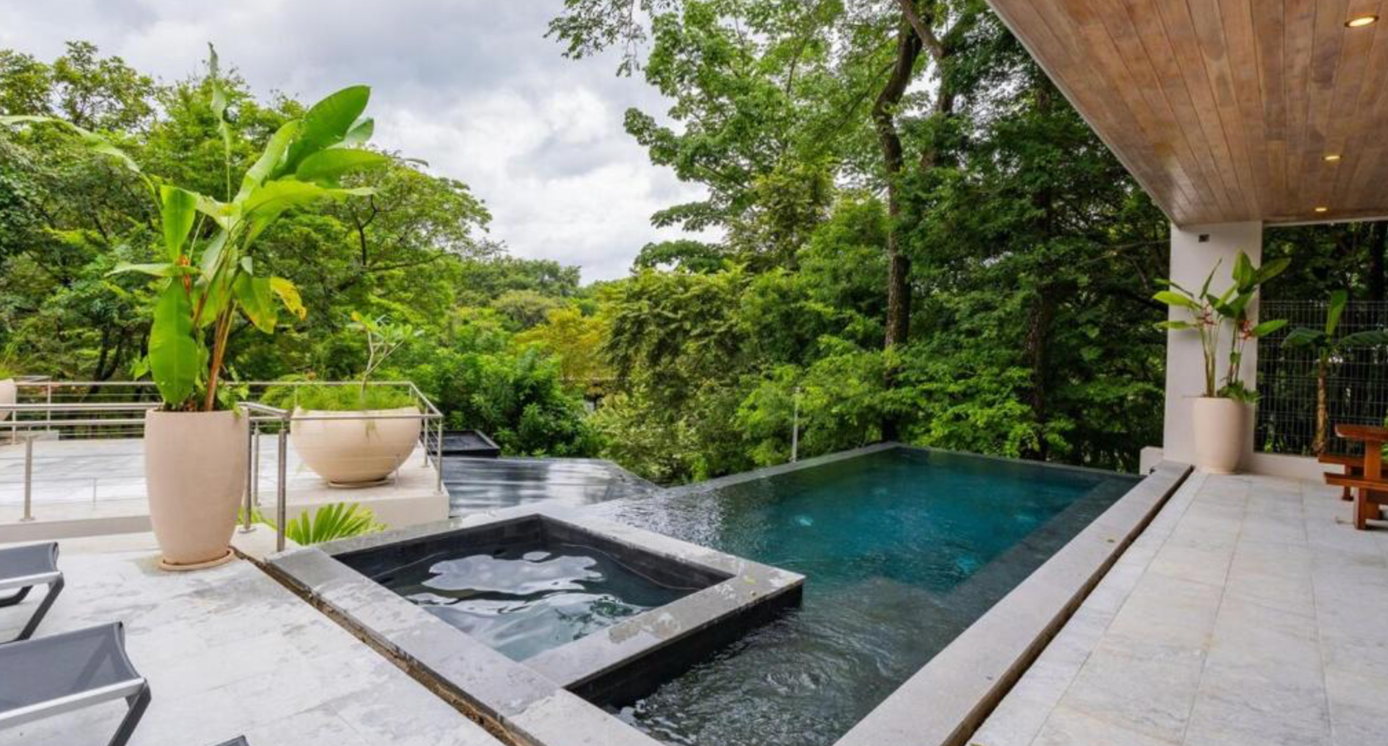 Here & Now Girls Trip — COSTA RICA                                                                                    15 AU 21 JUIN  2026